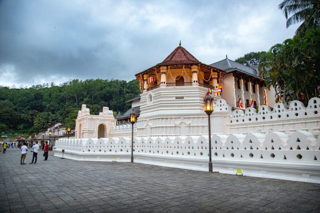Sri Lanka Sehenswürdigkeiten Tempel des Zahns